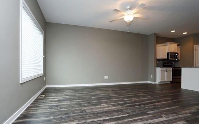 Building Photo - 9146 Burkwood Dr