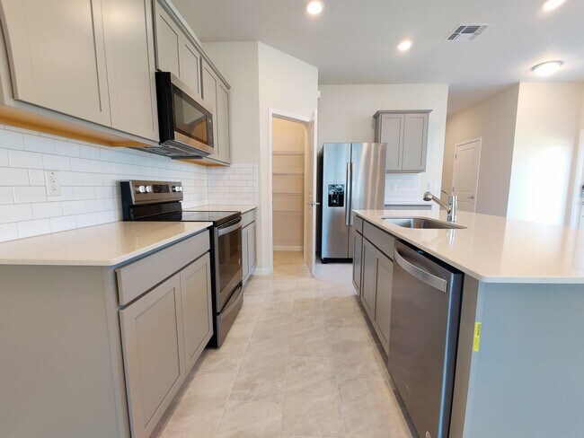 Building Photo - 5434 Elmview Xing
