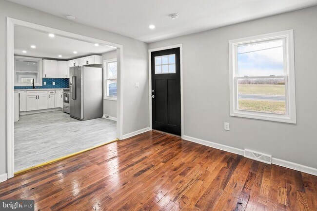 Building Photo - 695 Salem Quinton Rd