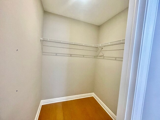 Building Photo - 4 bed 3.5 Bath- Sewickley