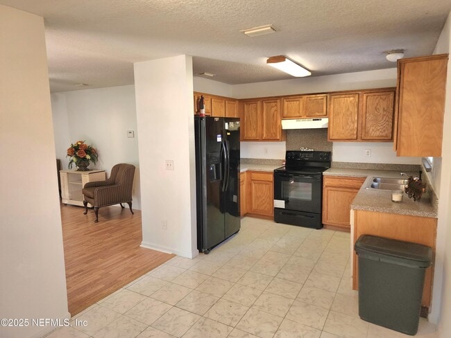 Building Photo - 2345 W 15th St