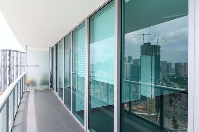 Building Photo - 888 Biscayne Blvd