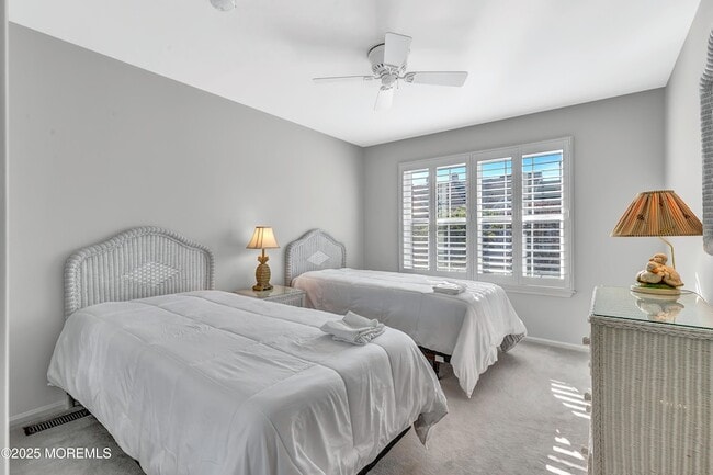 Building Photo - 101 Tarpon Dr