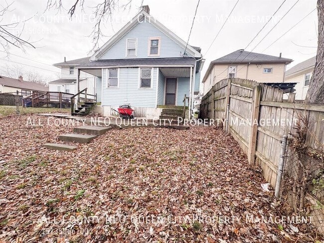 Building Photo - 225 Pleasant Ave