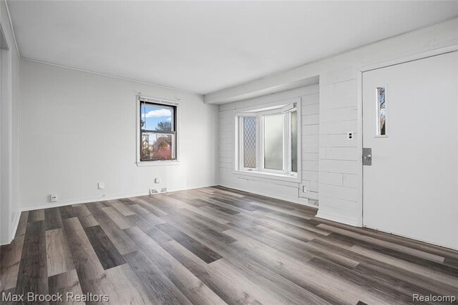 Building Photo - 19217 Birmingham St