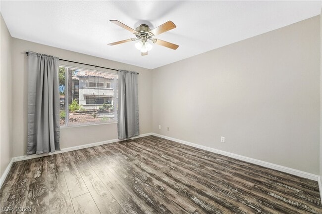 Building Photo - 3060 Tarpon