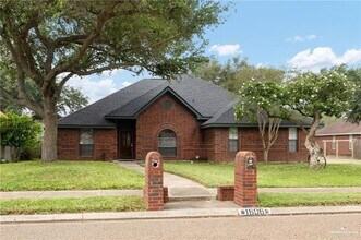 Building Photo - 15 Terrace Dr