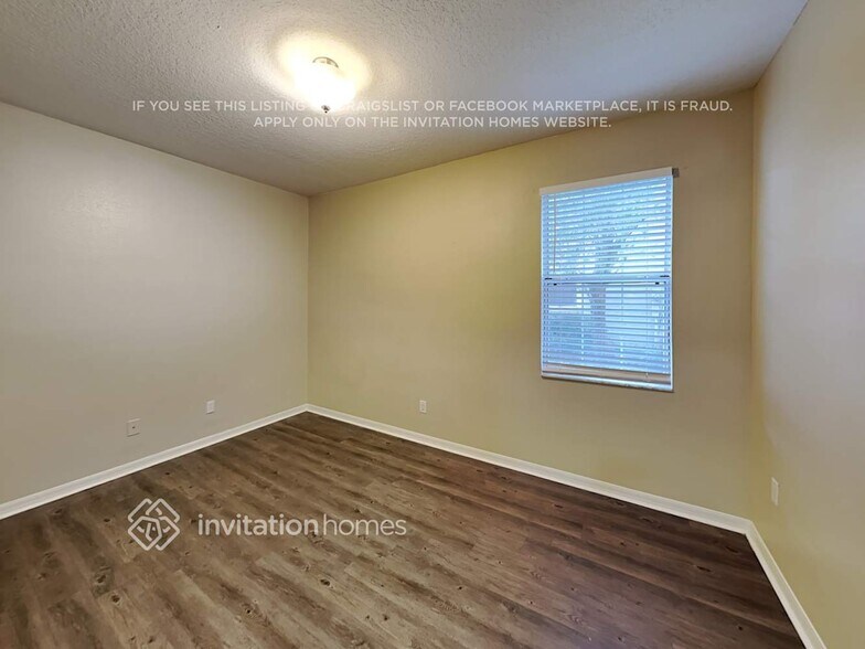 Building Photo - 7118 Bridgeview Dr