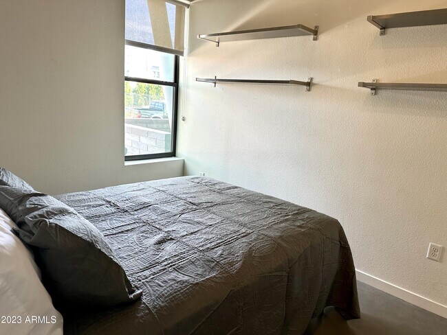 Building Photo - 1130 N 2nd St