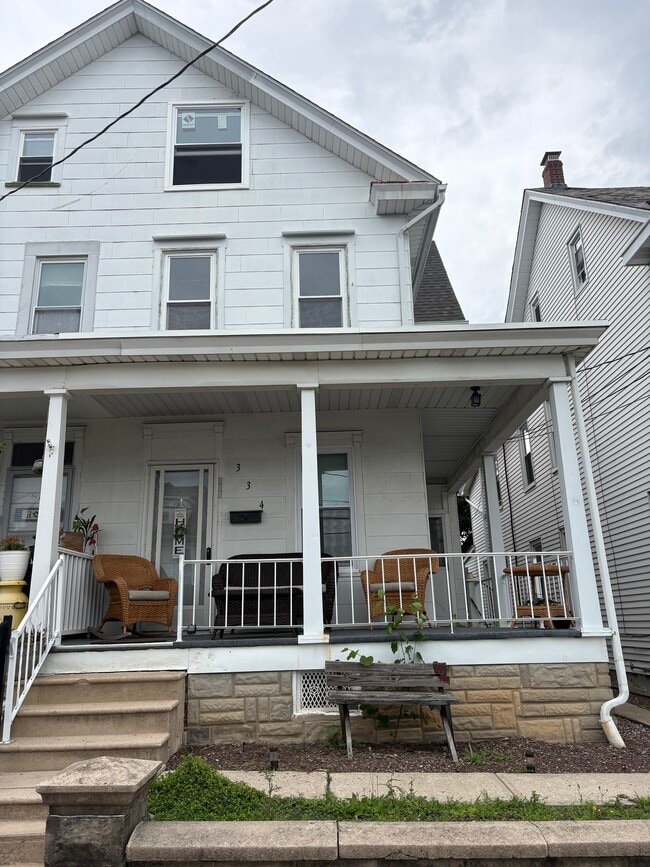 Building Photo - 334 Cypress St