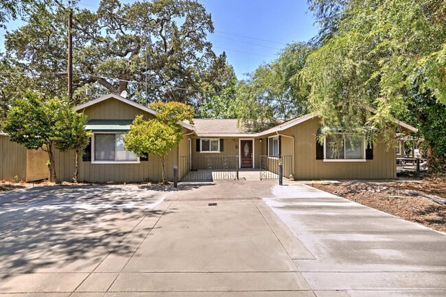 Building Photo - 1280 Rucker Ave