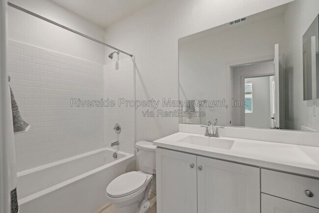 Building Photo - 3530 E Delight Paseo