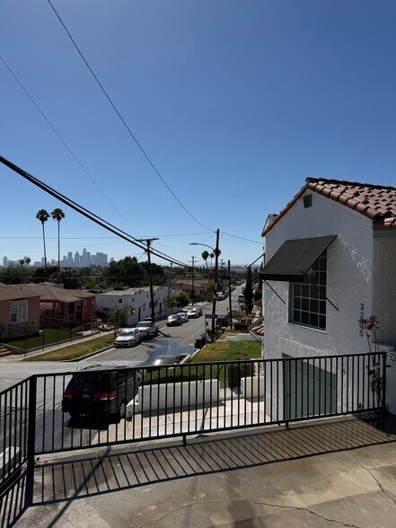 Building Photo - 3205 Ganahl St