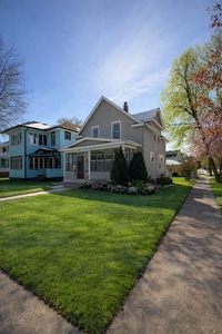 Building Photo - Charming 3bed 1.5bath Home in Saint Paul