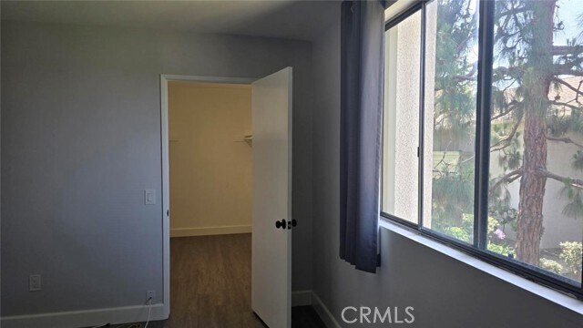 Building Photo - 8566 Van Ness Ct