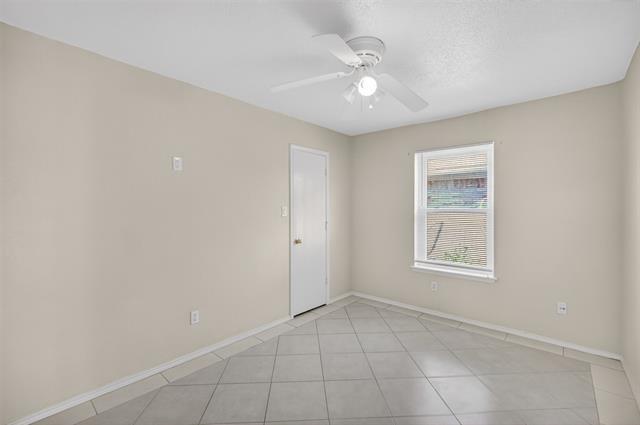 Building Photo - 7016 Snowivy Ct