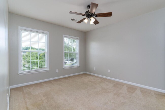 Building Photo - 5005 Brownhare Ct