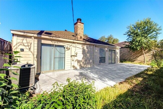 Building Photo - 1927 Ash Meadow Dr