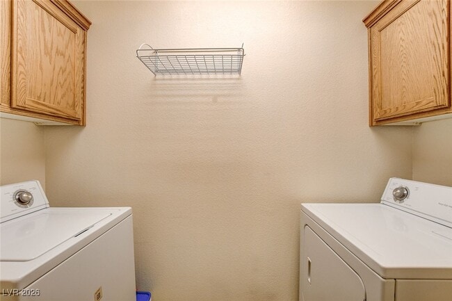 Building Photo - 56 E Serene Ave