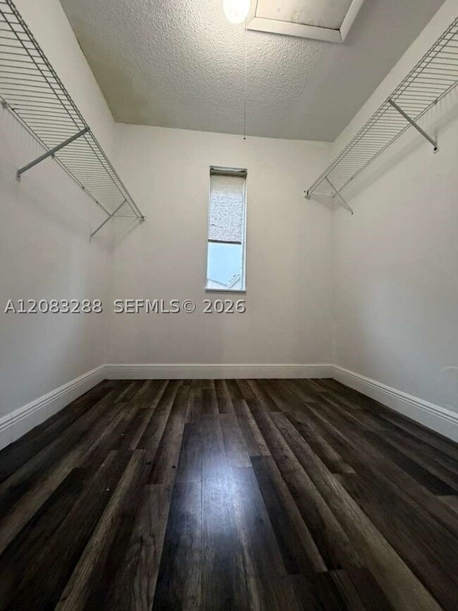Building Photo - 5822 NW 21st St