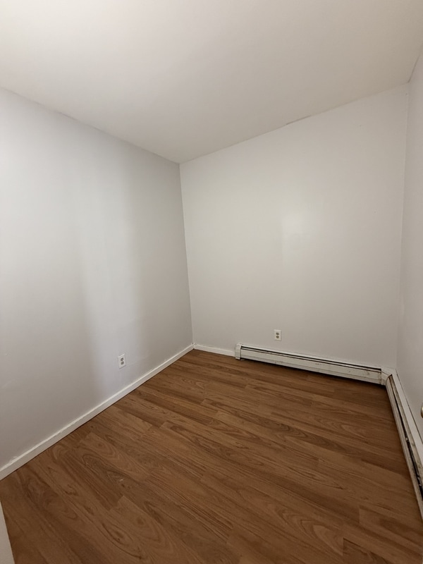 Building Photo - 273 Ontario St