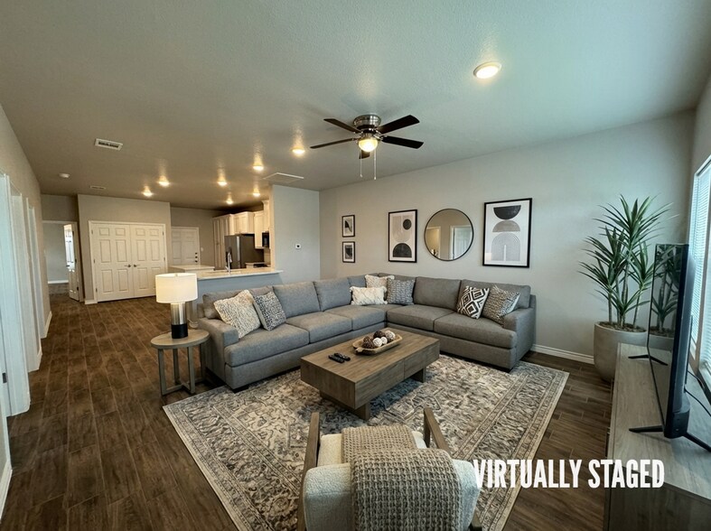 Building Photo - 5403 Rose Gdn Lp