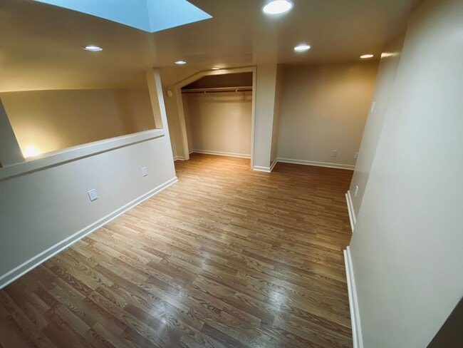 Building Photo - Downtown Split-Level Apartment
