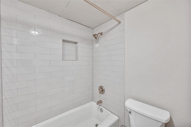 Building Photo - 4420 Harlanwood Dr