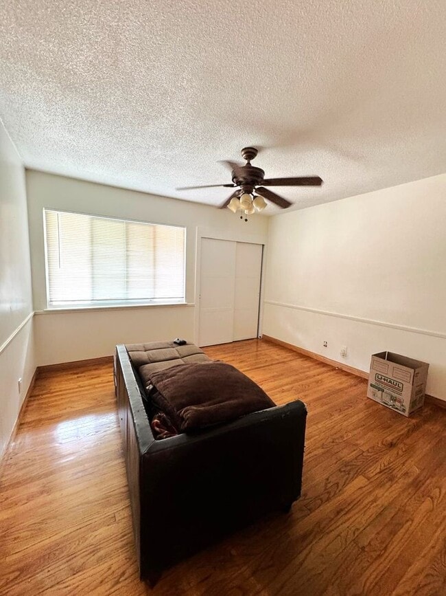 Building Photo - Rare 3 Bed Solar Home for Rent in Pomona Near Claremont & La Verne | Yard, Office, Garage