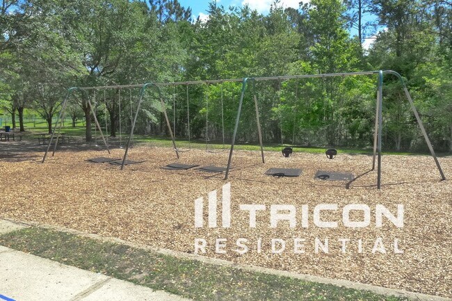 Building Photo - 1312 Sarahs Landing Dr