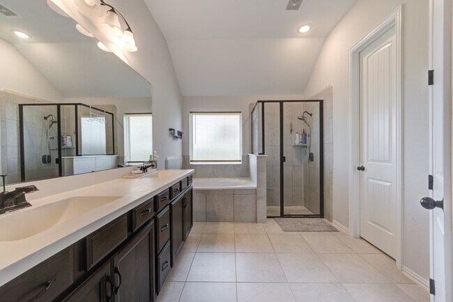 Building Photo - 3507 Sunburst Ct