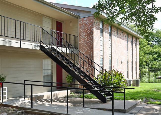 Building Photo - Marine Park Apartments