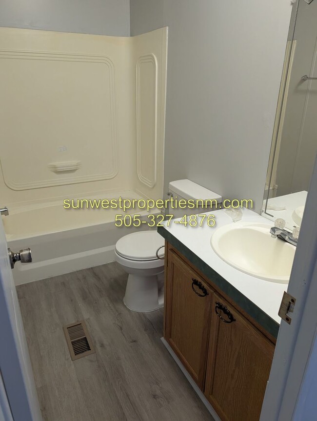 Building Photo - 4 Bedroom, 3 Bath Mobile Home in the Country