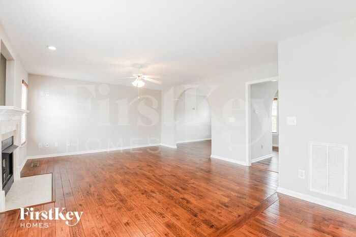 Building Photo - 6698 Knob Hill Ct