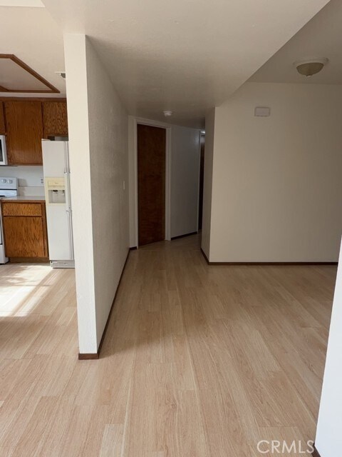 Building Photo - 10 Royale Ave