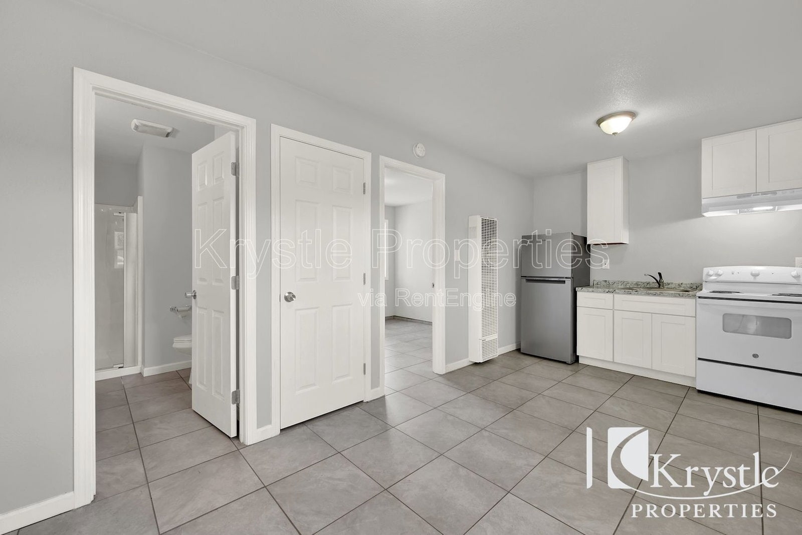 Building Photo - 714 Gateway Dr