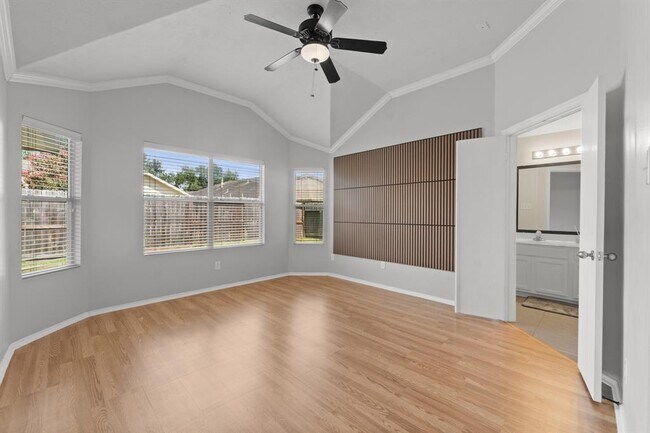 Building Photo - 4766 Wind Trace Dr
