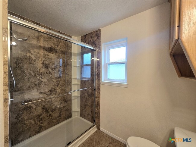 Building Photo - 5705 Mandalay Dr