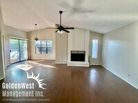Building Photo - Stunning 2Bdm 2Ba Home in the Heart of Gle...