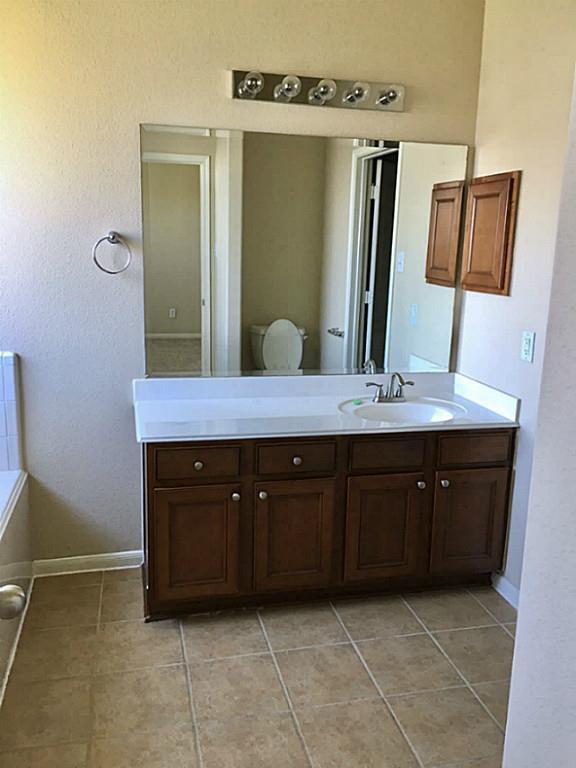 Building Photo - 6343 Richland Hills Dr