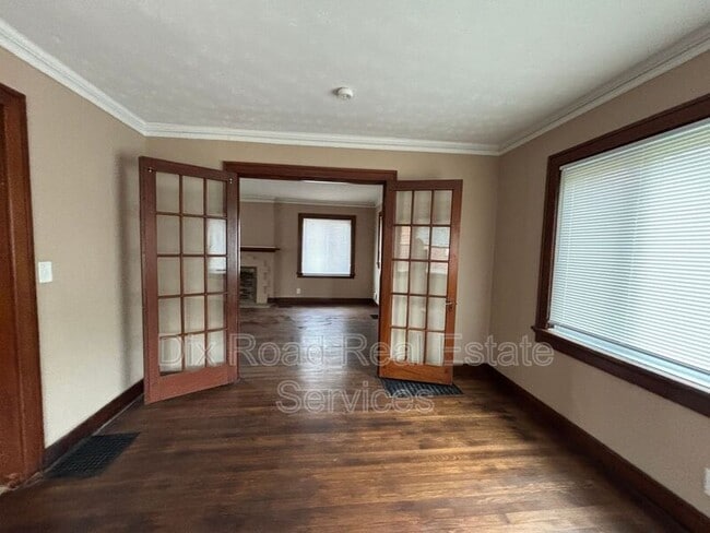 Building Photo - 426 Otterbein Ave