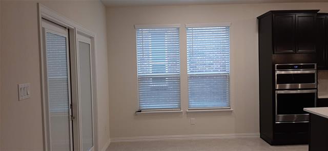 Building Photo - 325 Kennewick Dr