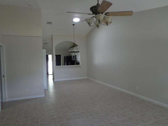 Building Photo - 1169 Mulberry Pl