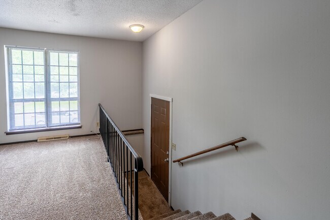 Building Photo - 4246 Santa Anna Dr