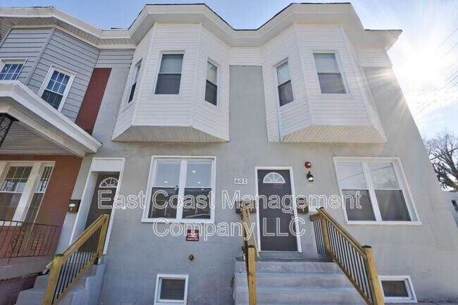 Building Photo - 601 Richwood Ave