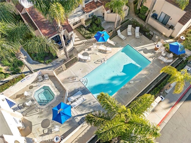 Building Photo - 91 Martinique St