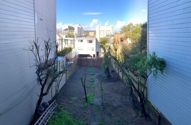 Building Photo - 2444-2446 Fulton