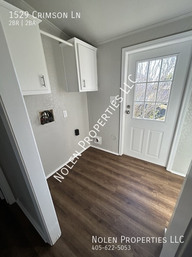 Building Photo - 1529 Crimson Ln