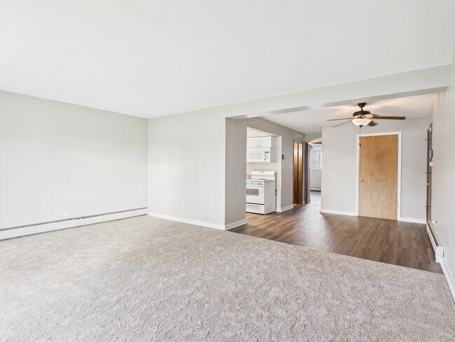 Building Photo - 11805 S Karlov Ave