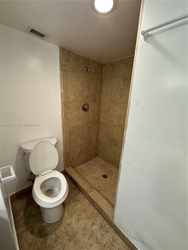 Building Photo - 9001 SW 77th Ave